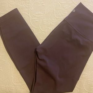 LuLuLemon Wunder under leggings